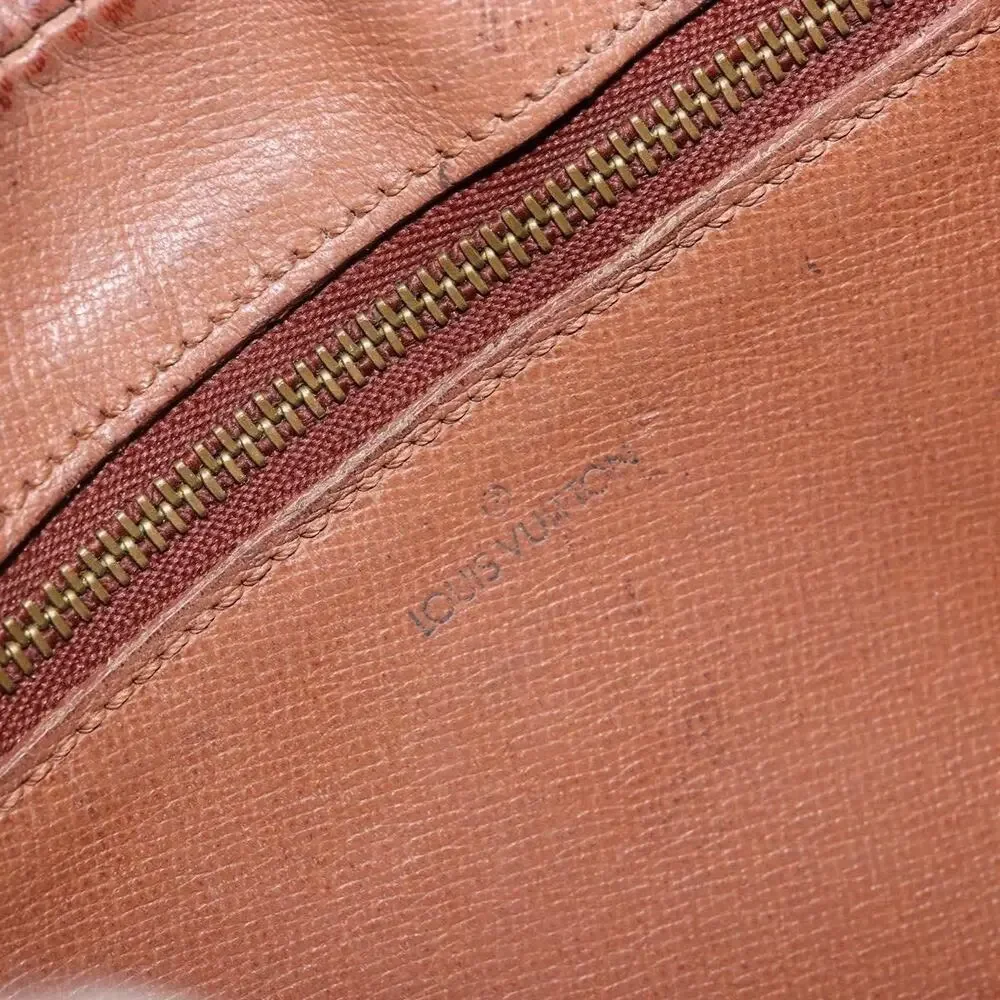 Louis Vuitton height width